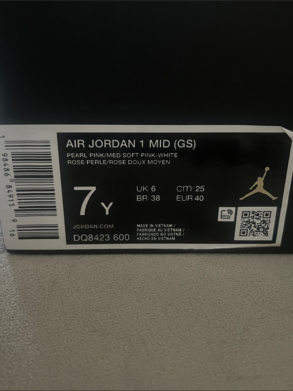 Air Jordan 1s - GS 🌸 - Picture 2 of 4